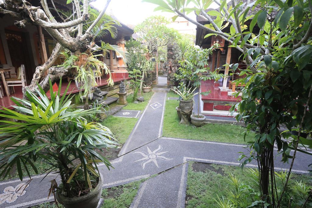 Dewa Hostel Ubud Eksteriør billede