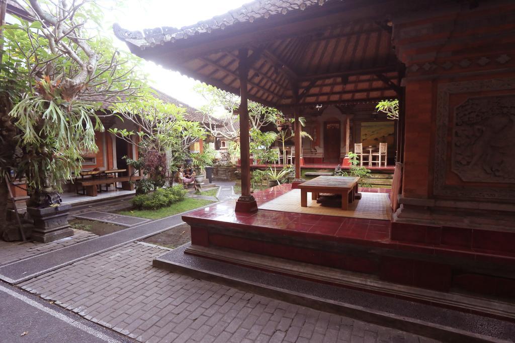 Dewa Hostel Ubud Eksteriør billede